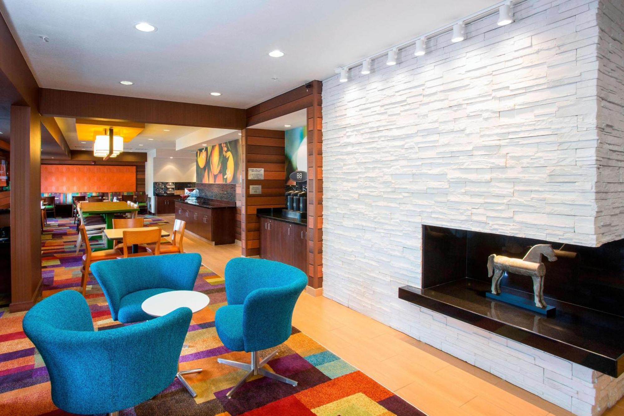 Hotel Fairfield & By Marriott 3*